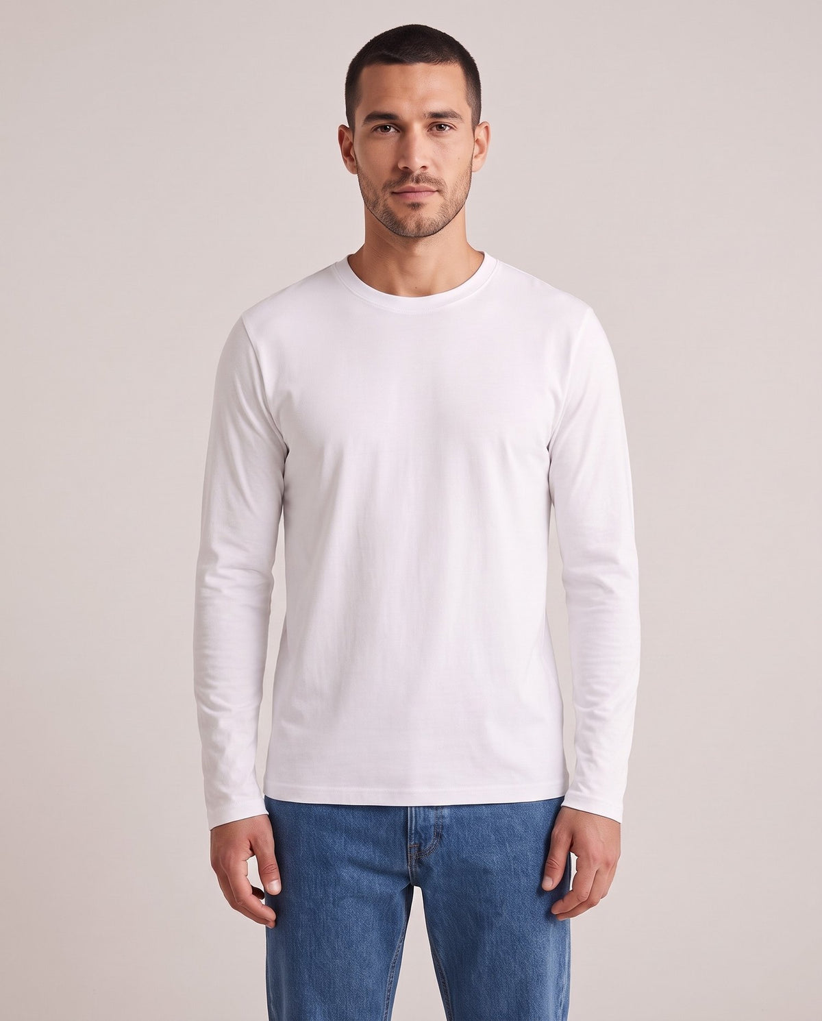 E150 LSL – White – Modell framsida