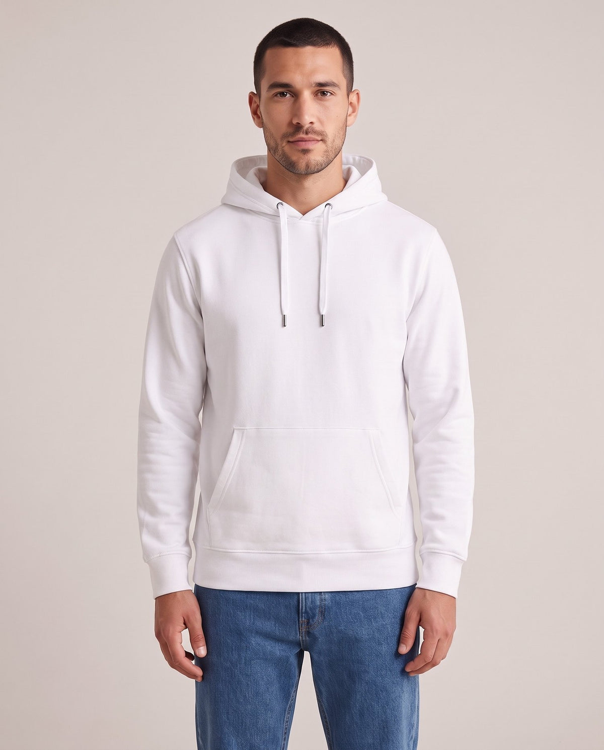King Hooded – White – Modell framsida